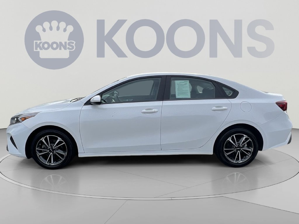Used 2024 Kia Forte LXS FWD image 7