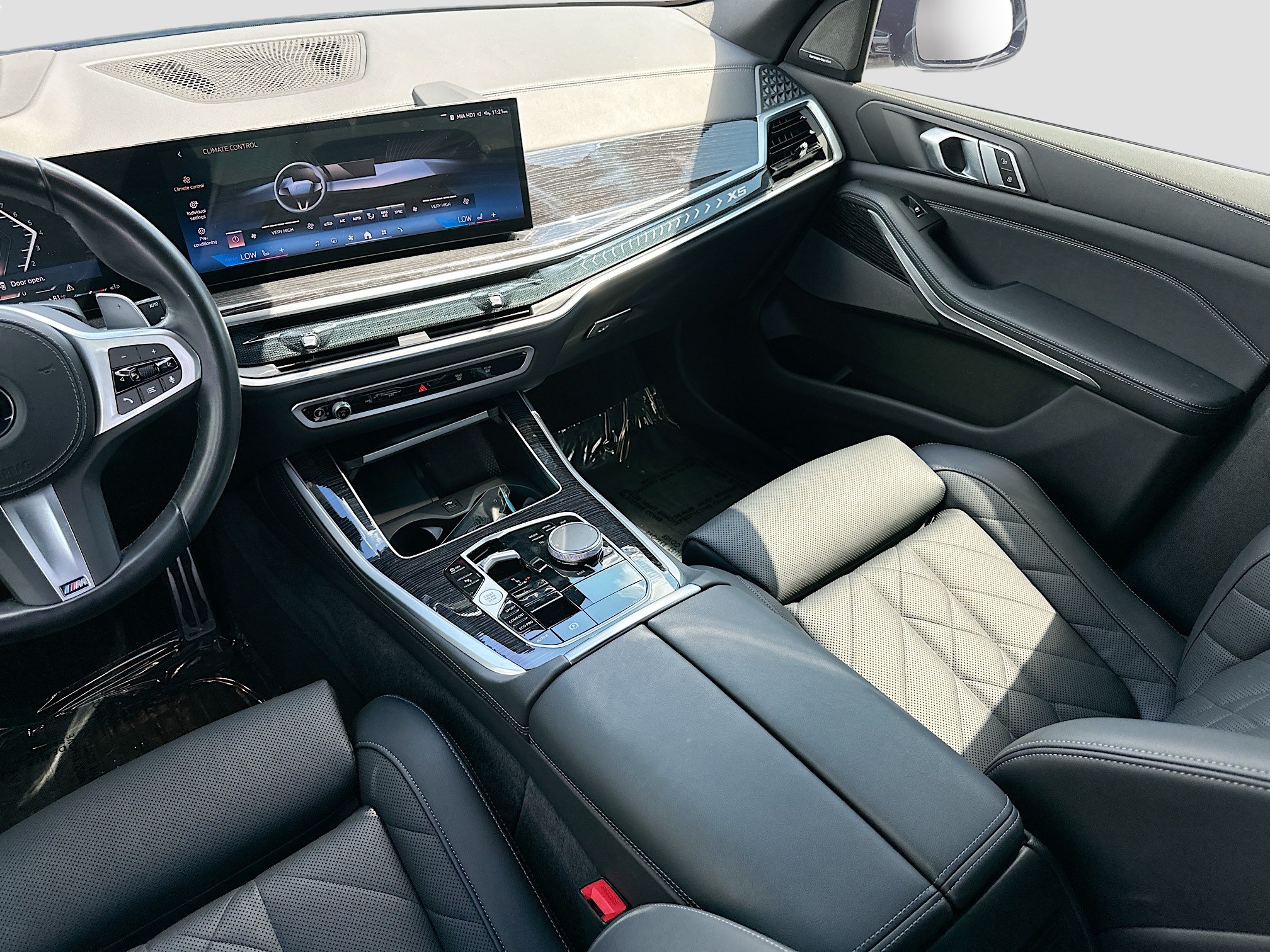 Certified 2024 BMW X5 sDrive40i w/ M Sport Package RWD image 25