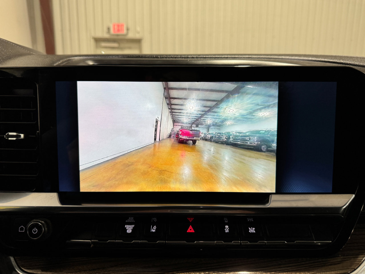 Used 2024 Chevrolet Silverado 3500 LT w/ Convenience Package image 38