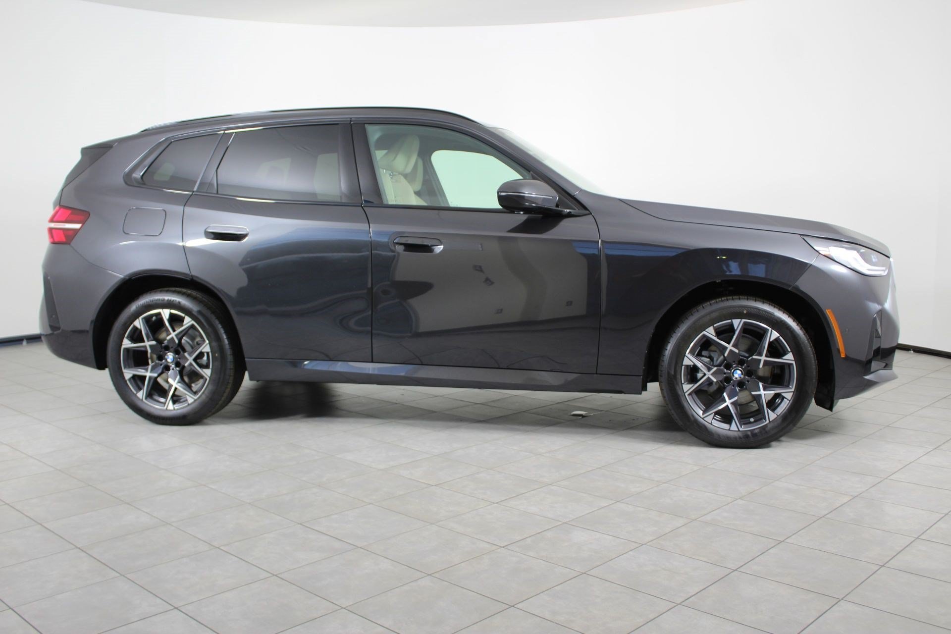 Used 2026 BMW X3 xDrive30i w/ M Sport Package AWD/4WD image 8