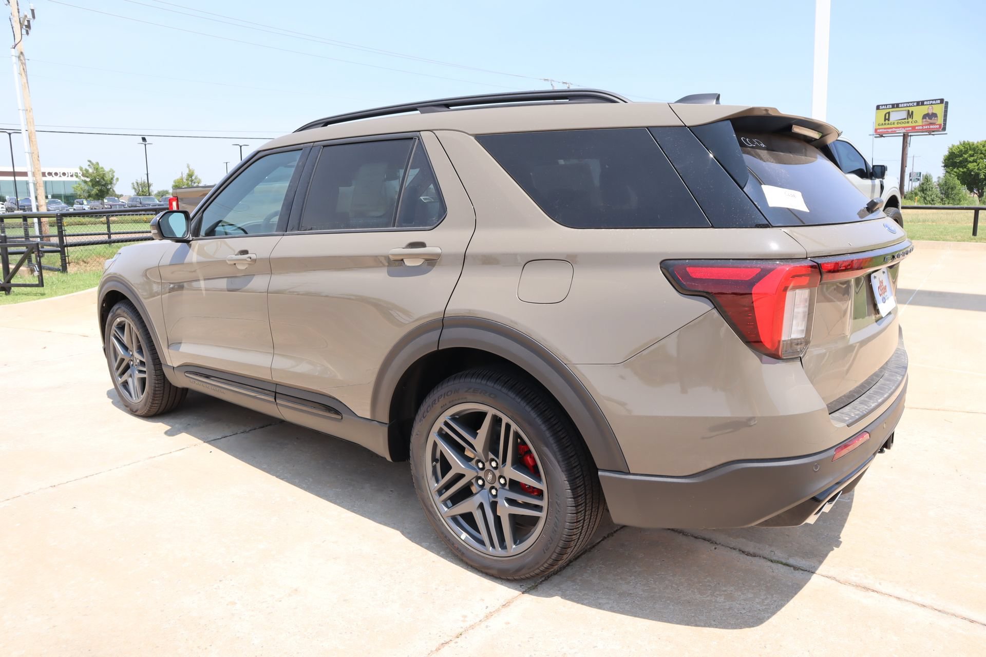 New 2026 Ford Explorer ST w/ Sun And Sound Package AWD/4WD image 27