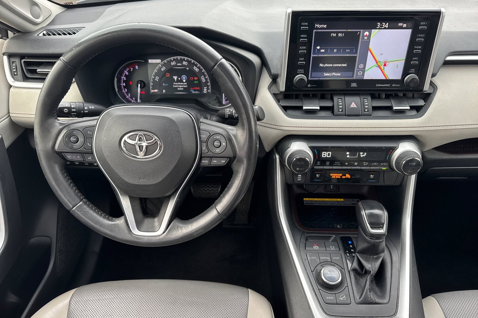 Used 2020 Toyota RAV4 Limited image 16