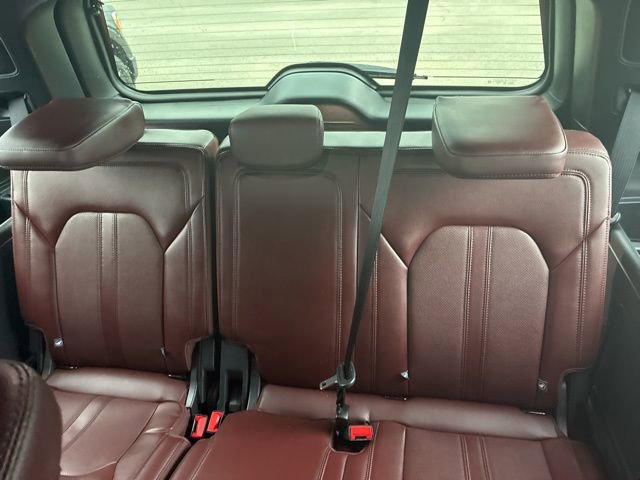 Used 2024 Ford Expedition Limited AWD/4WD image 22