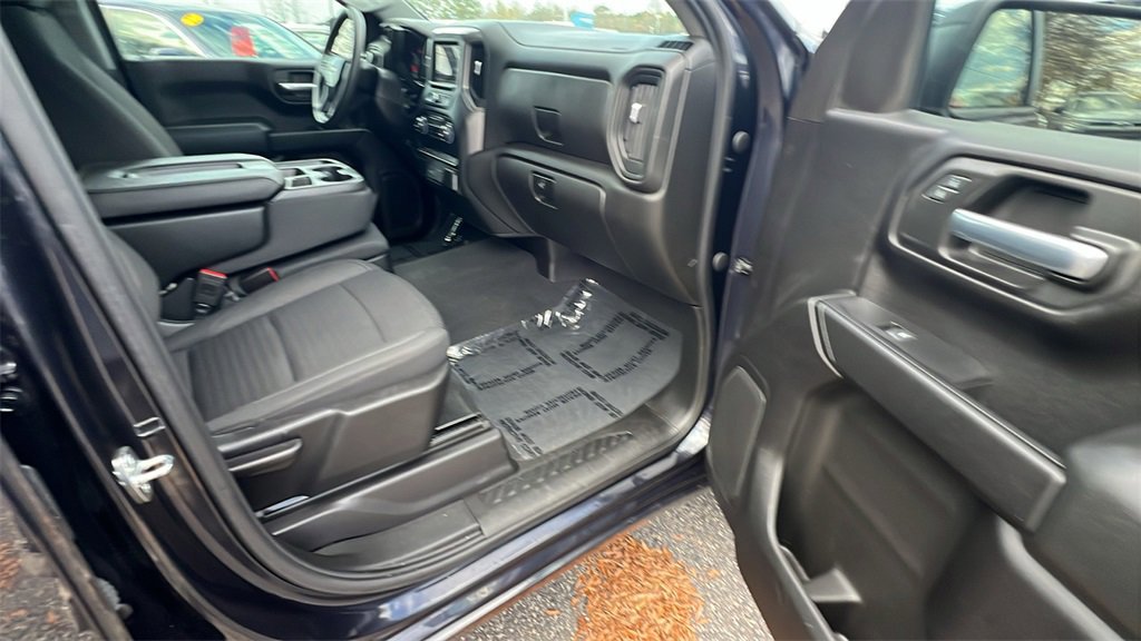 Certified 2022 Chevrolet Silverado 1500 Custom w/ LPO, Dark Essentials Package image 16