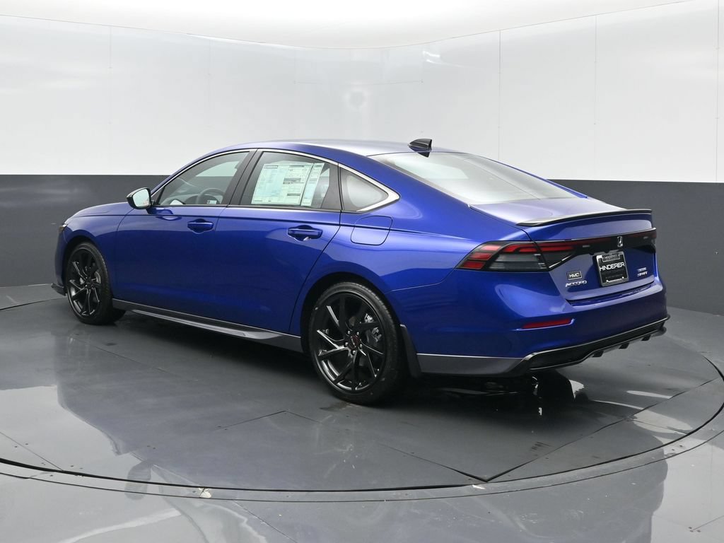 Used 2025 Honda Accord Sport image 6