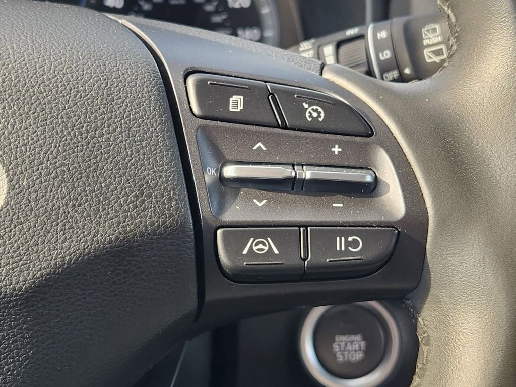 Used 2023 Hyundai Kona SEL w/ Convenience Package image 30