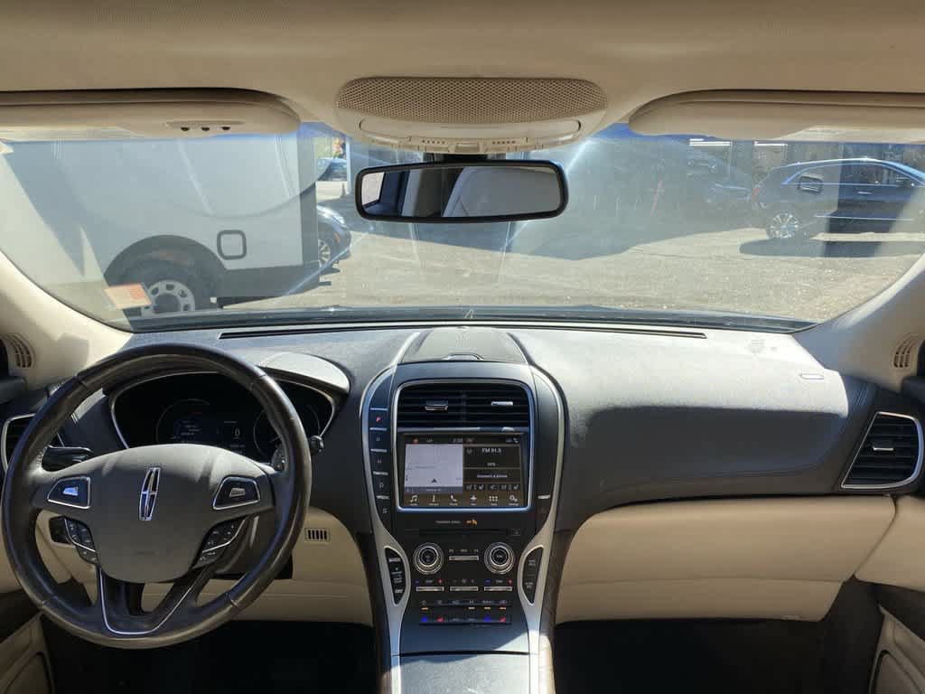 Used 2017 Lincoln MKX Reserve w/ Lincoln MKX Climate Package AWD/4WD image 11