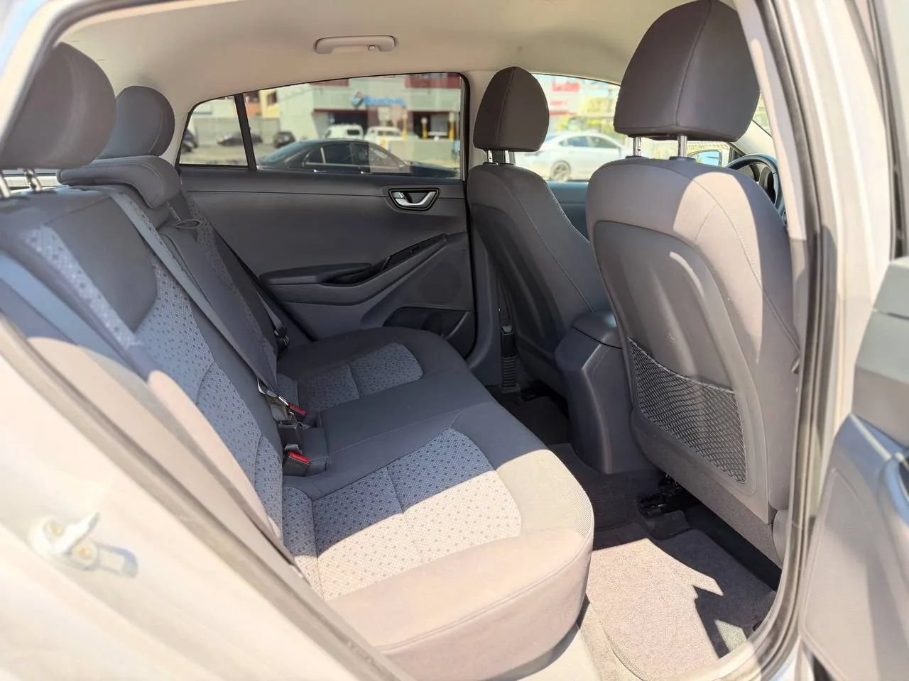 Used 2019 Hyundai Ioniq Electric FWD image 33