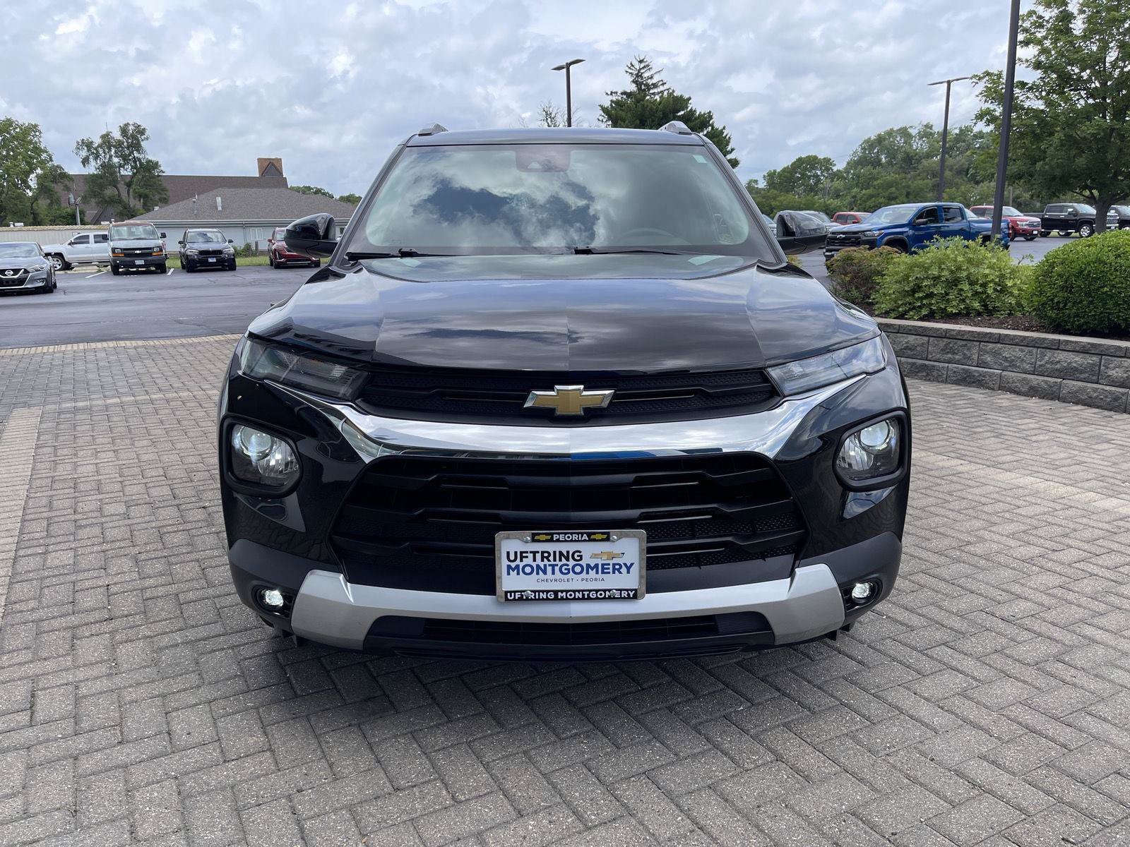 Used 2022 Chevrolet TrailBlazer LT w/ Convenience Package FWD image 8