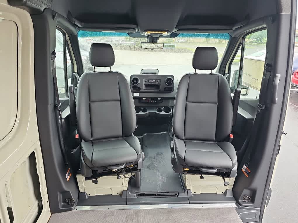 New 2025 Mercedes-Benz Sprinter 2500 image 19