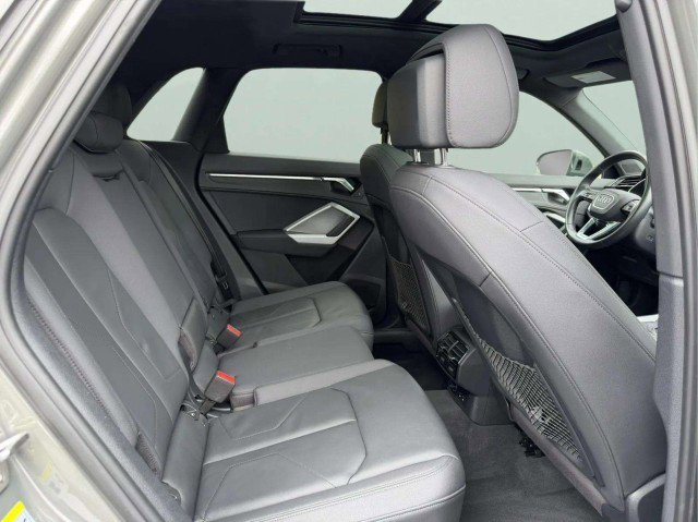 Certified 2021 Audi Q3 2.0T Premium w/ Convenience Package AWD/4WD image 27