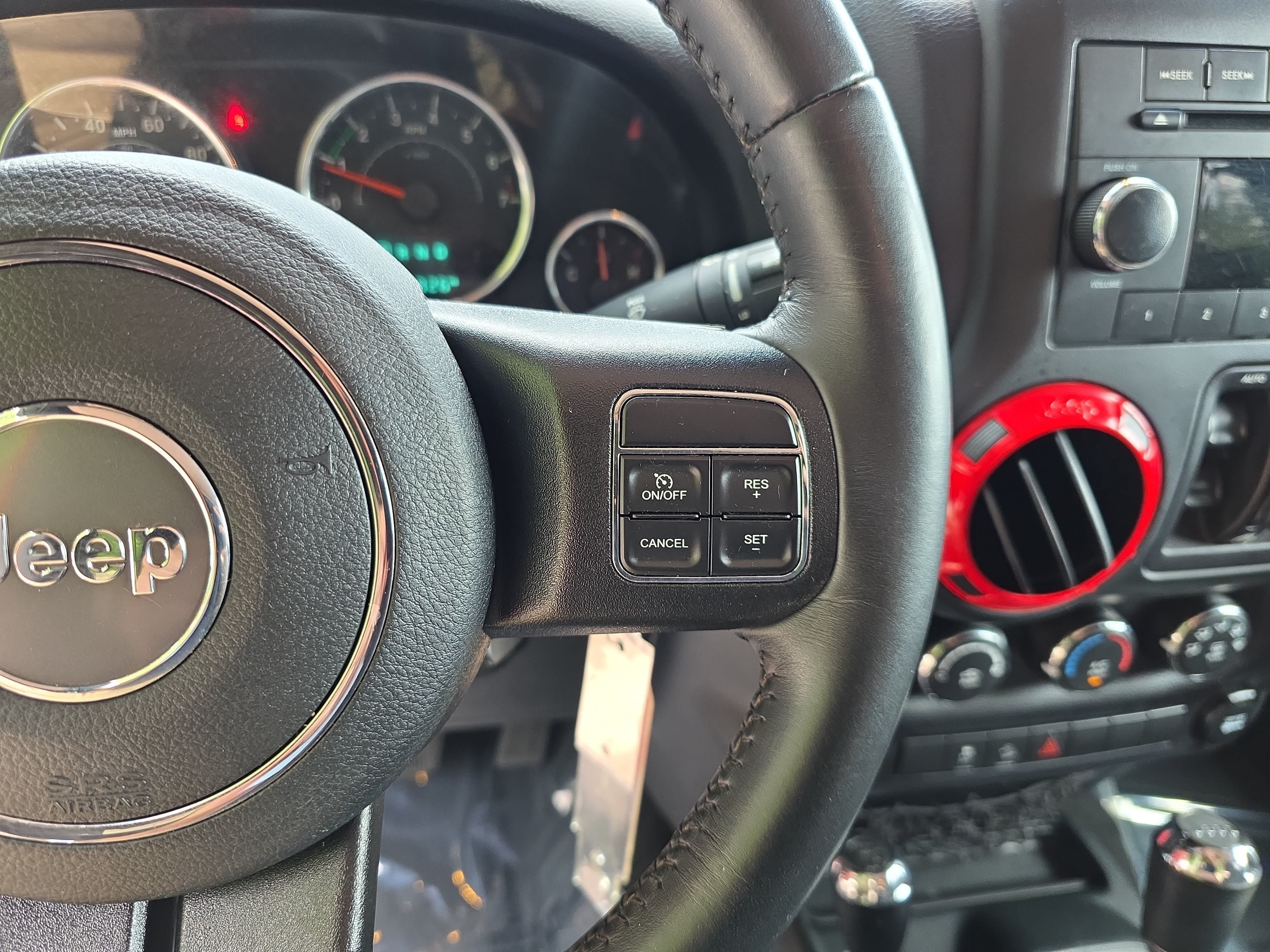 Used 2018 Jeep Wrangler Unlimited Sport S AWD/4WD image 15