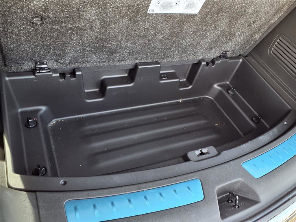 Used 2023 Buick Enclave Essence image 29