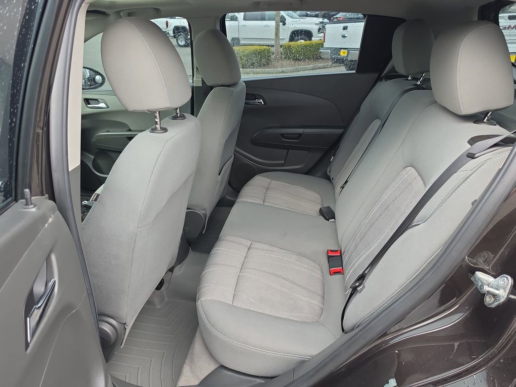 Used 2015 Chevrolet Sonic LT w/ Fun and Sun Package image 25