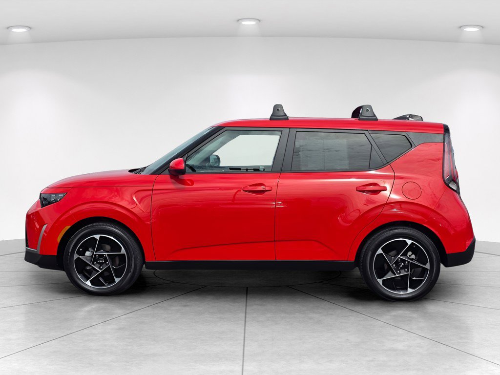 Used 2025 Kia Soul EX FWD image 3