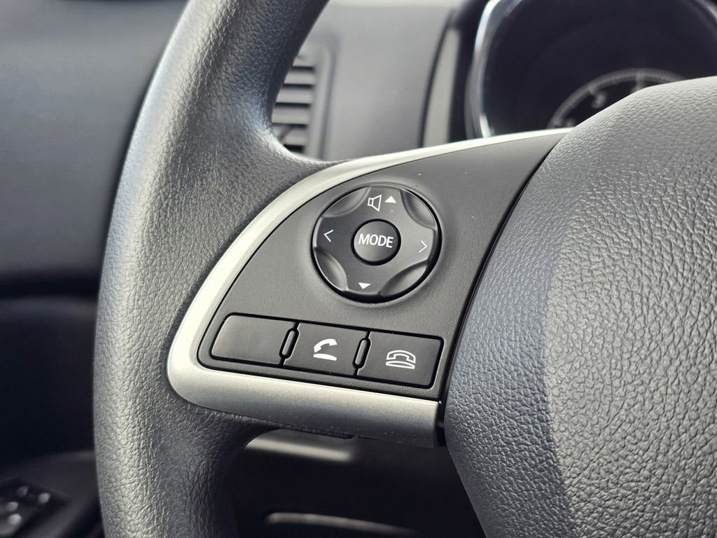 Used 2025 Mitsubishi Outlander Sport SE image 32
