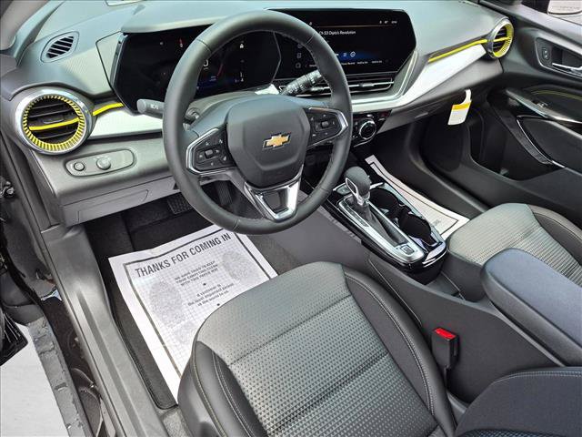 New 2026 Chevrolet Trax LT w/ Driver Confidence Package FWD image 3