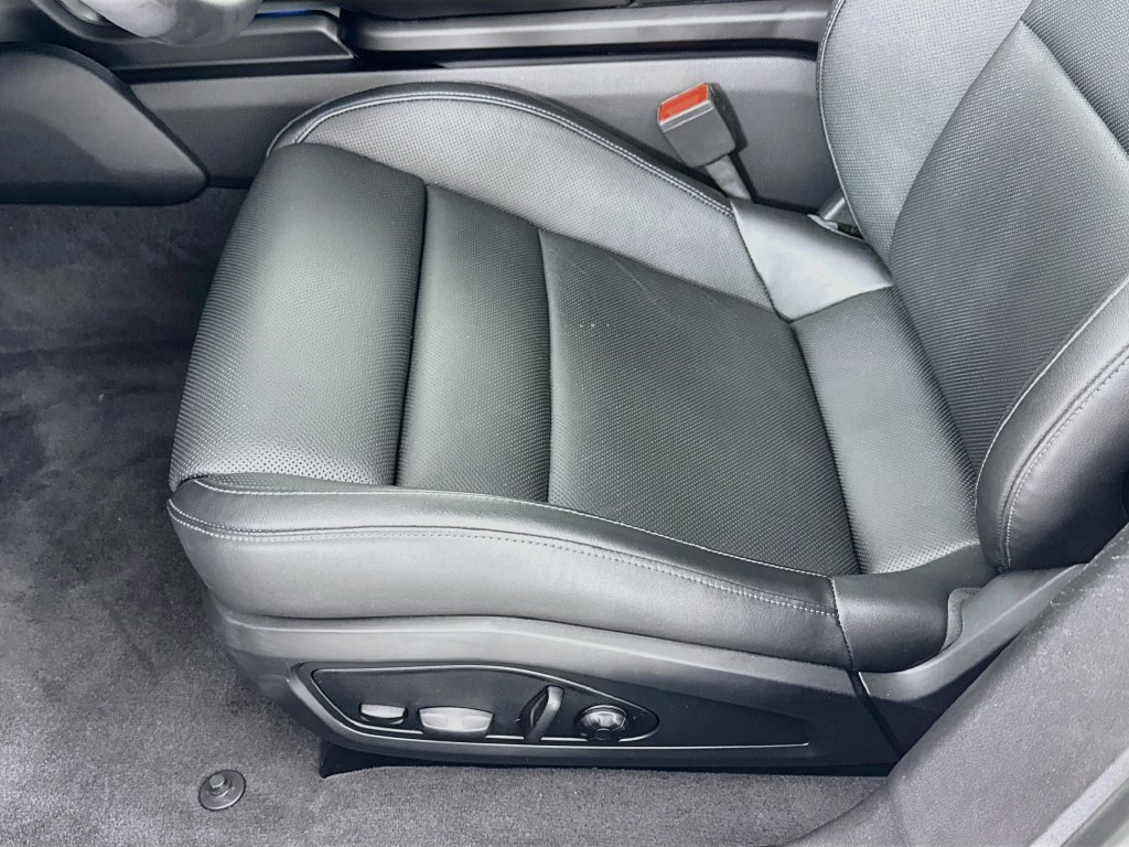 Certified 2023 Porsche Taycan RWD image 12