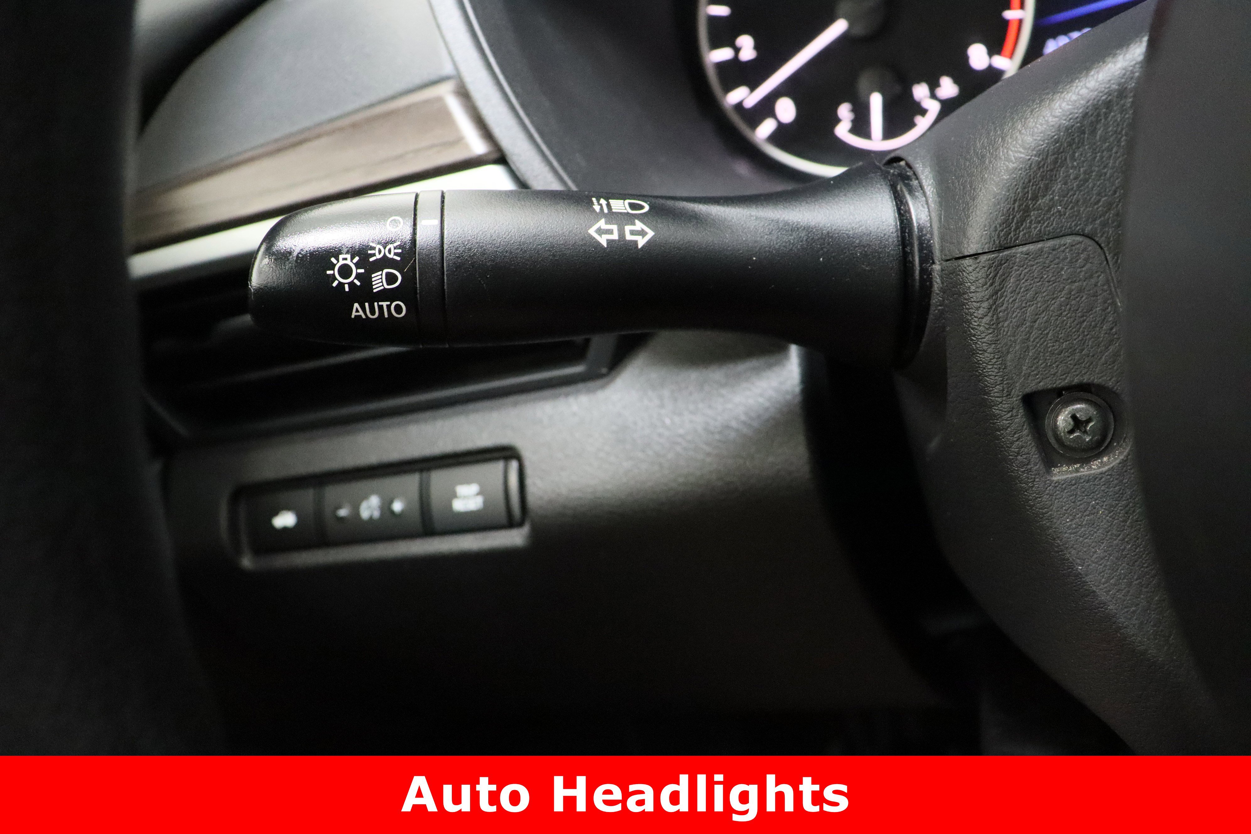 Used 2024 Nissan Altima 2.5 SV image 25