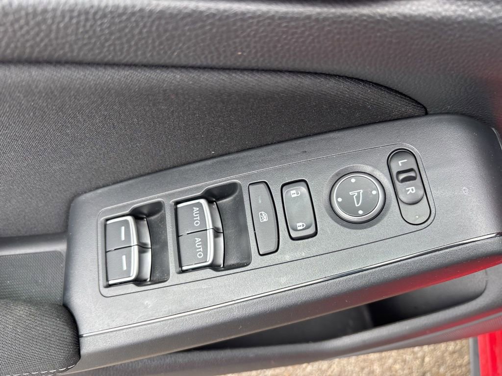 Used 2023 Honda Civic Sport image 15