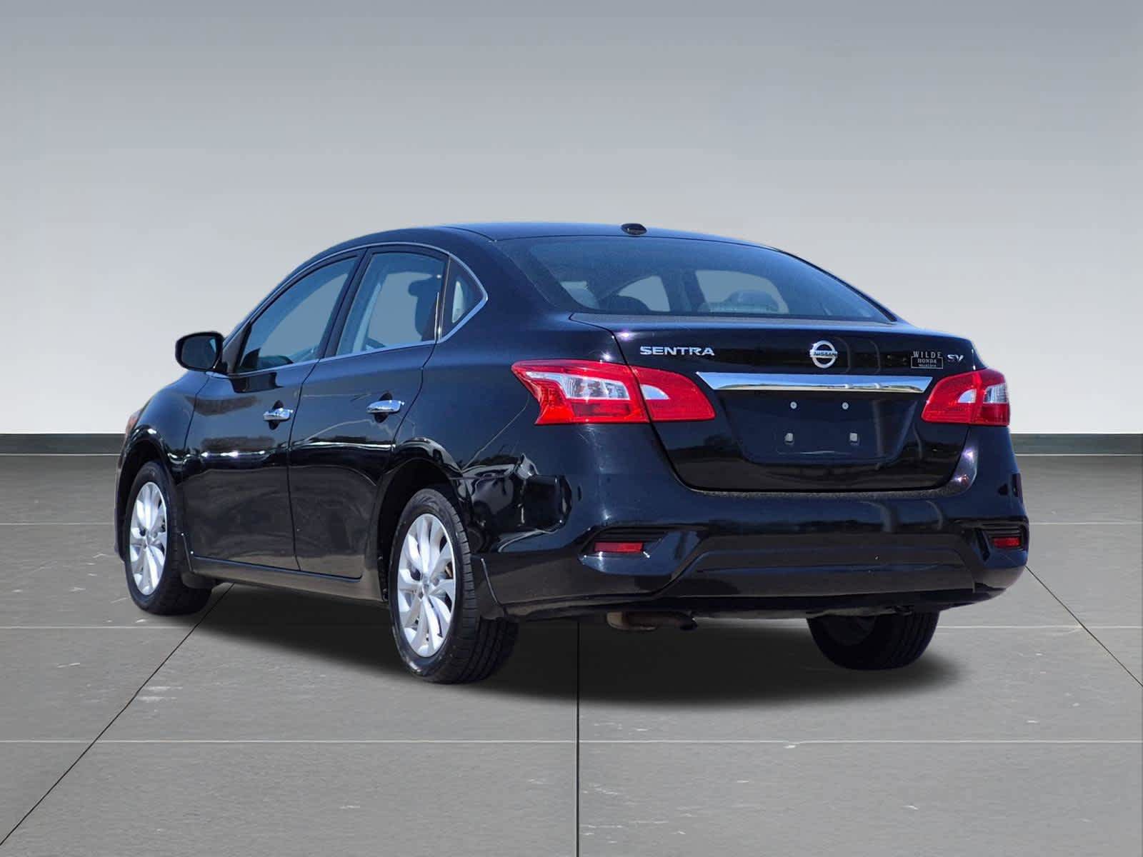 Used 2018 Nissan Sentra SV FWD image 4
