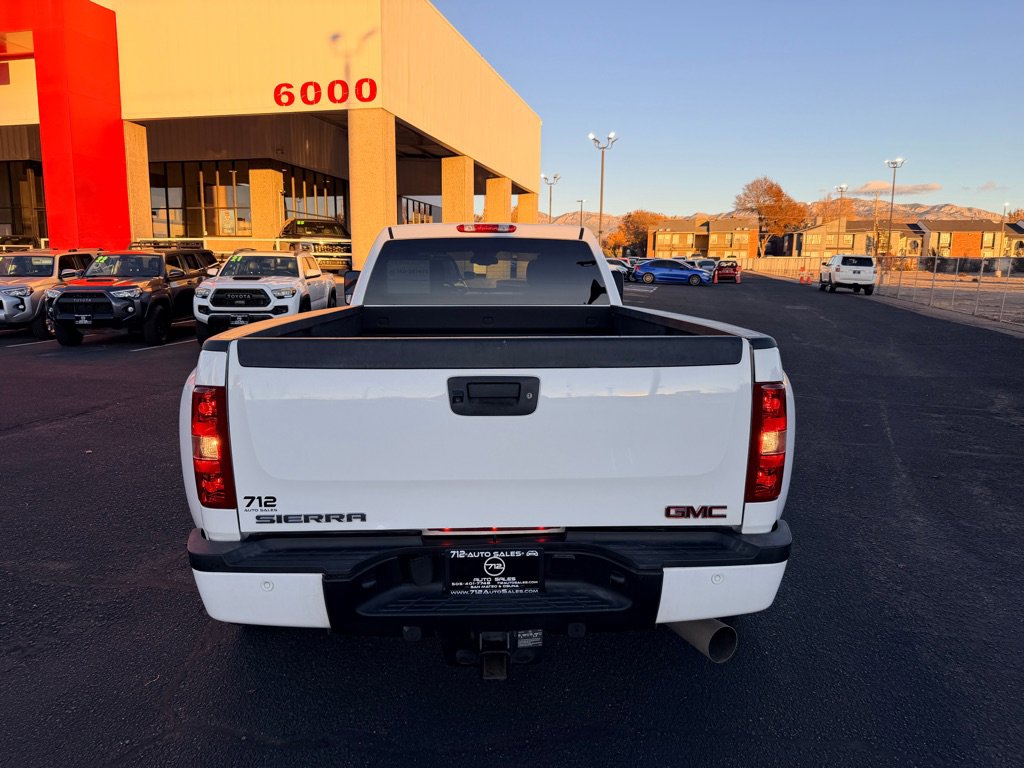 Used 2013 GMC Sierra 3500 Denali image 40