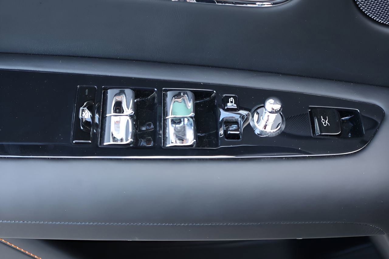 New 2026 Rolls-Royce Ghost Black Badge AWD/4WD image 13