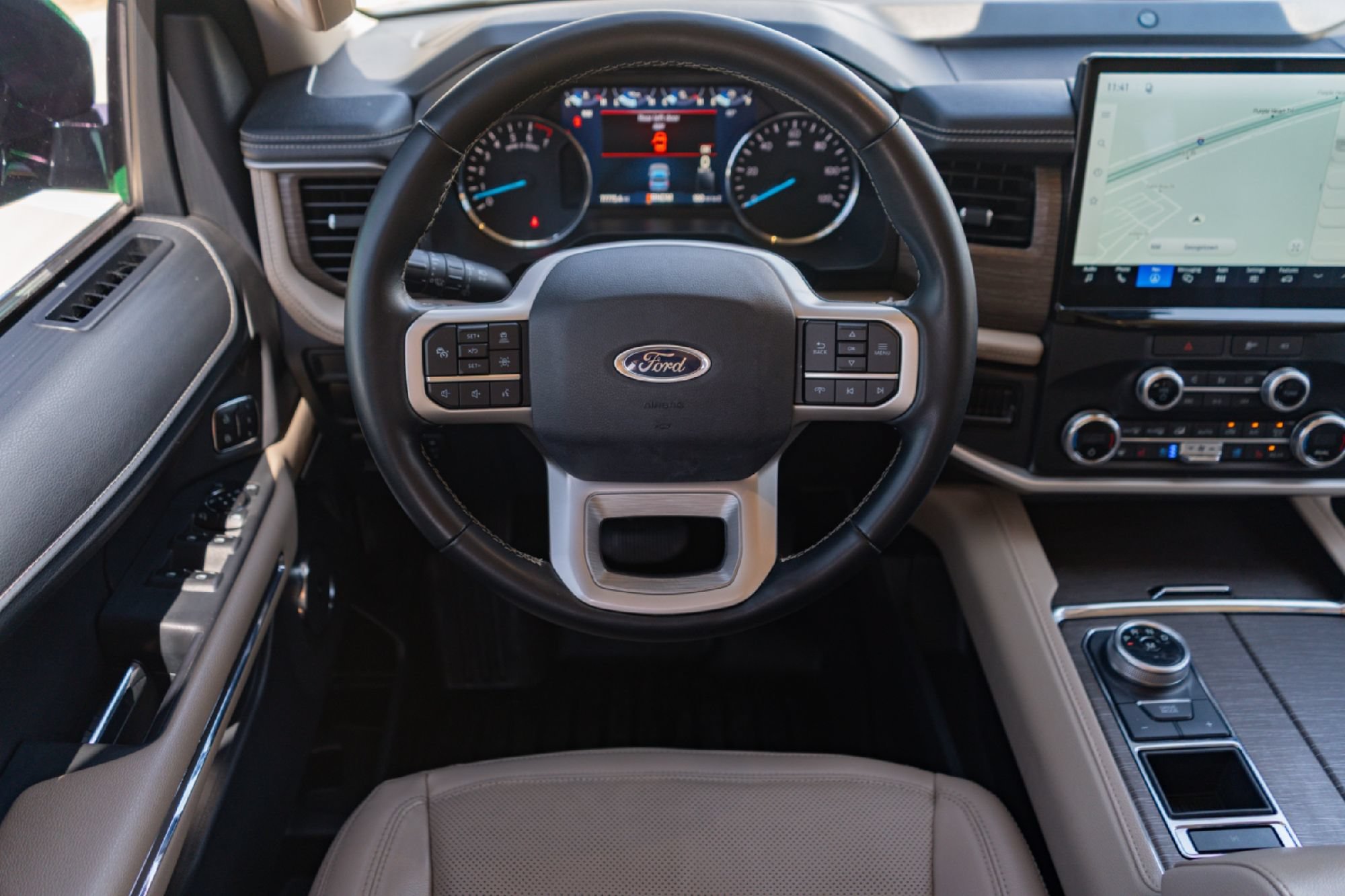 Used 2022 Ford Expedition Limited RWD image 22