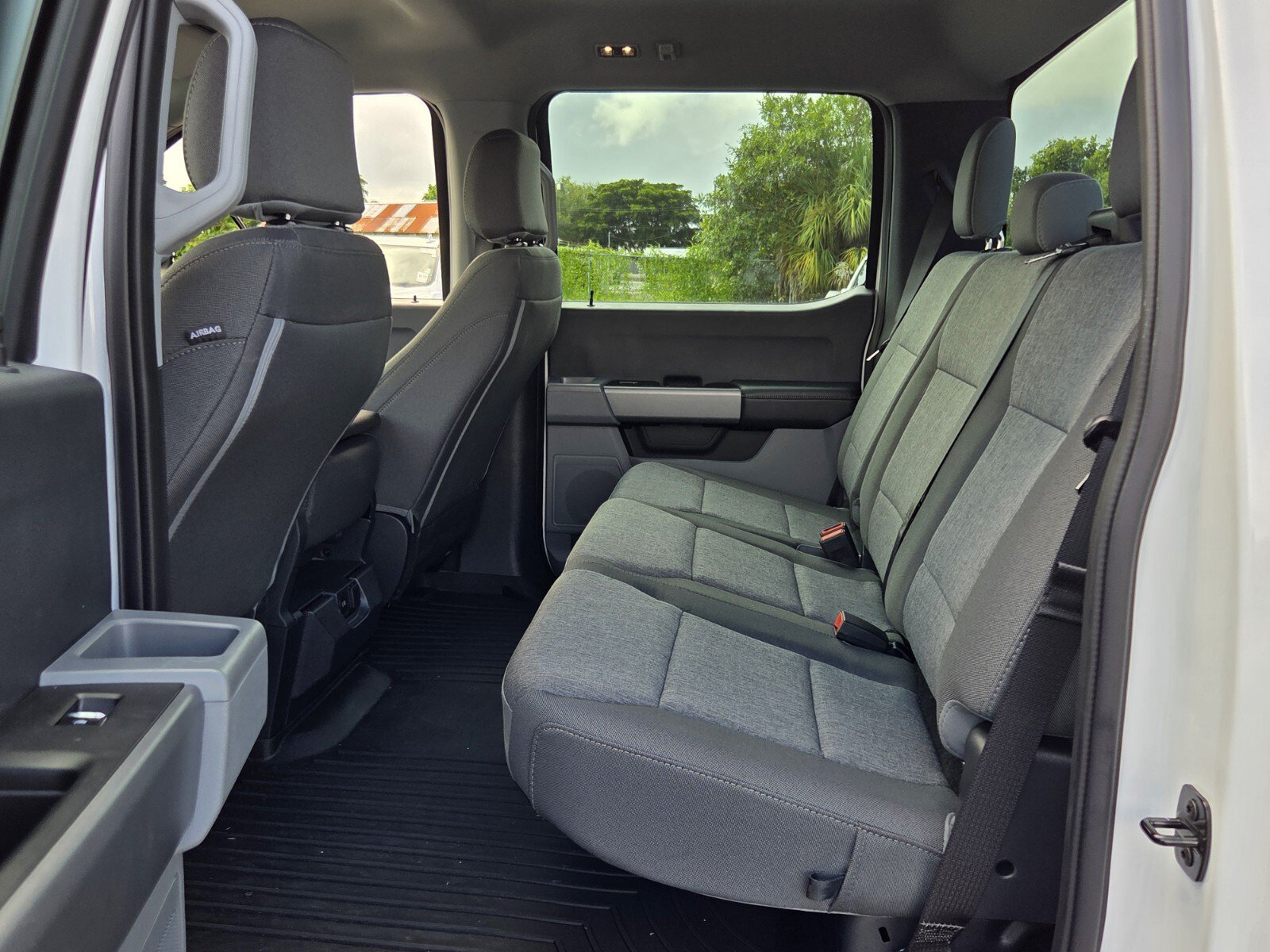 Used 2024 Ford F250 XL w/ STX Appearance Package AWD/4WD image 10