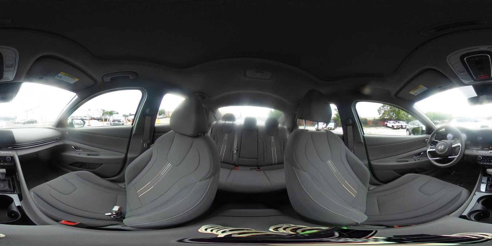 Used 2025 Hyundai Elantra SEL FWD image 38