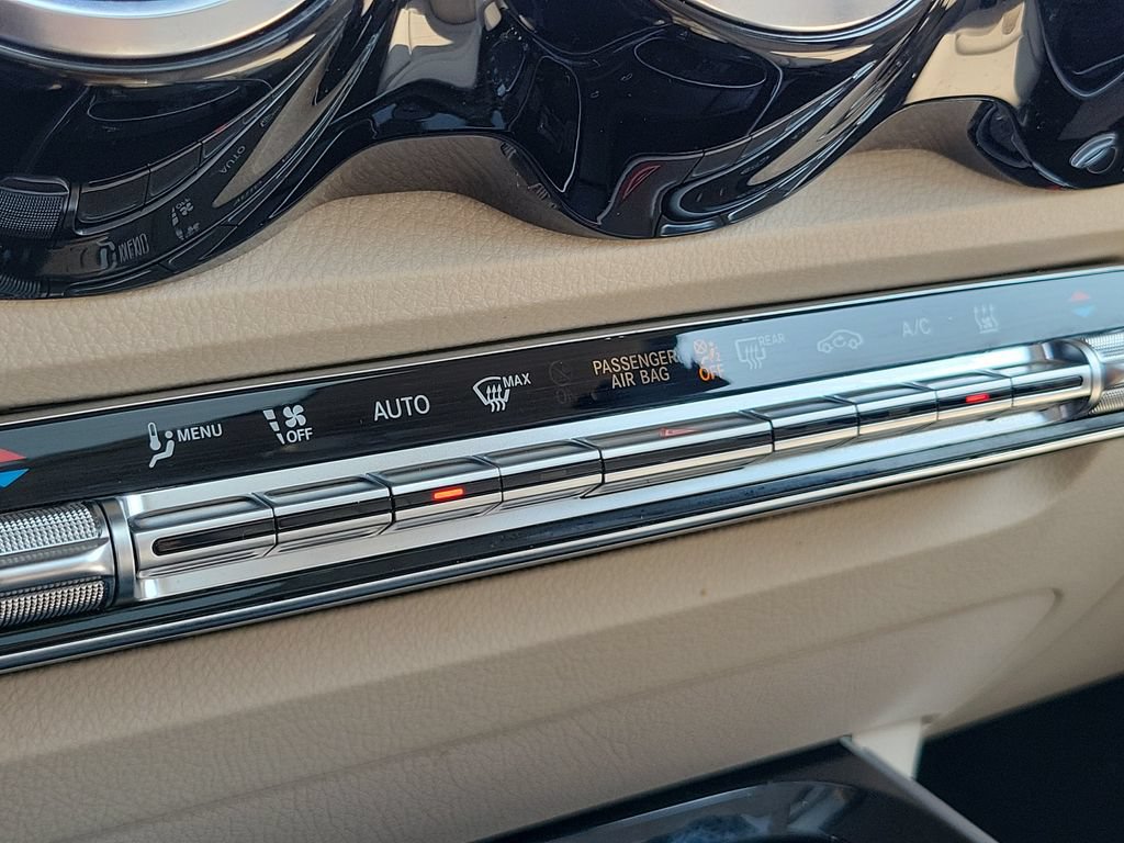 Used 2023 Mercedes-Benz EQB 300 4MATIC w/ Pinnacle Package image 35