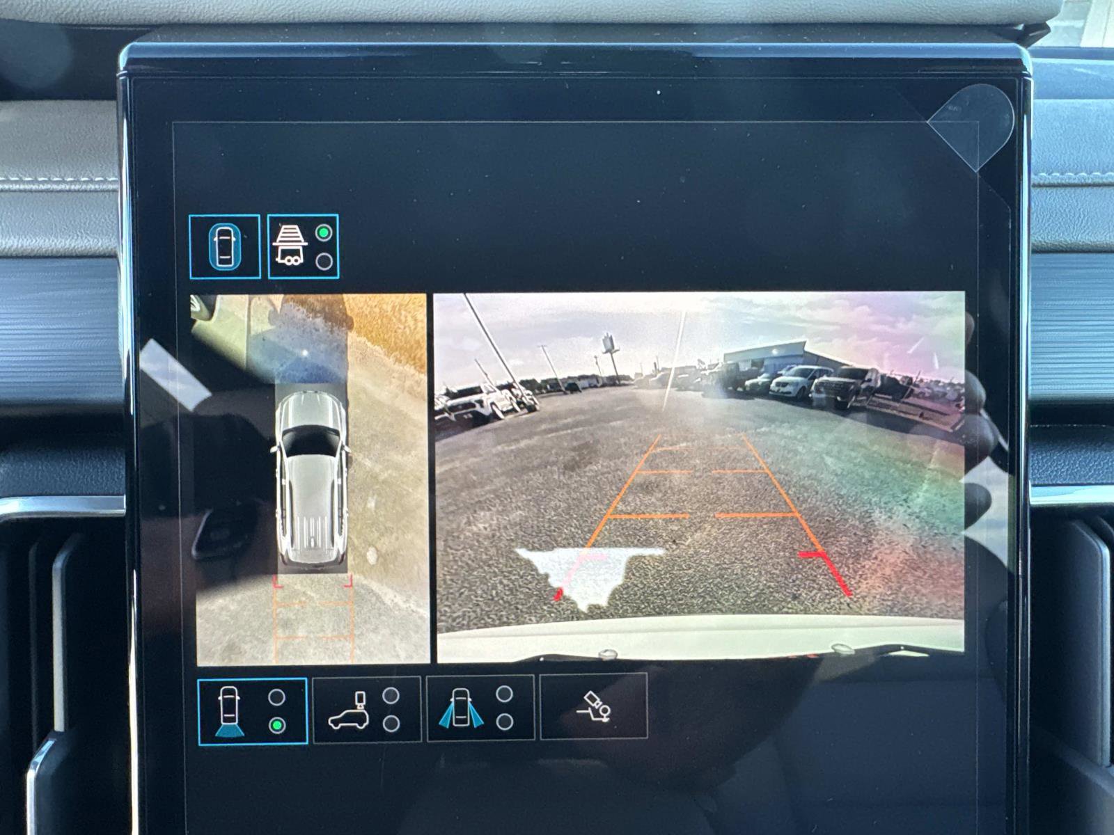 New 2026 GMC Acadia Elevation image 29