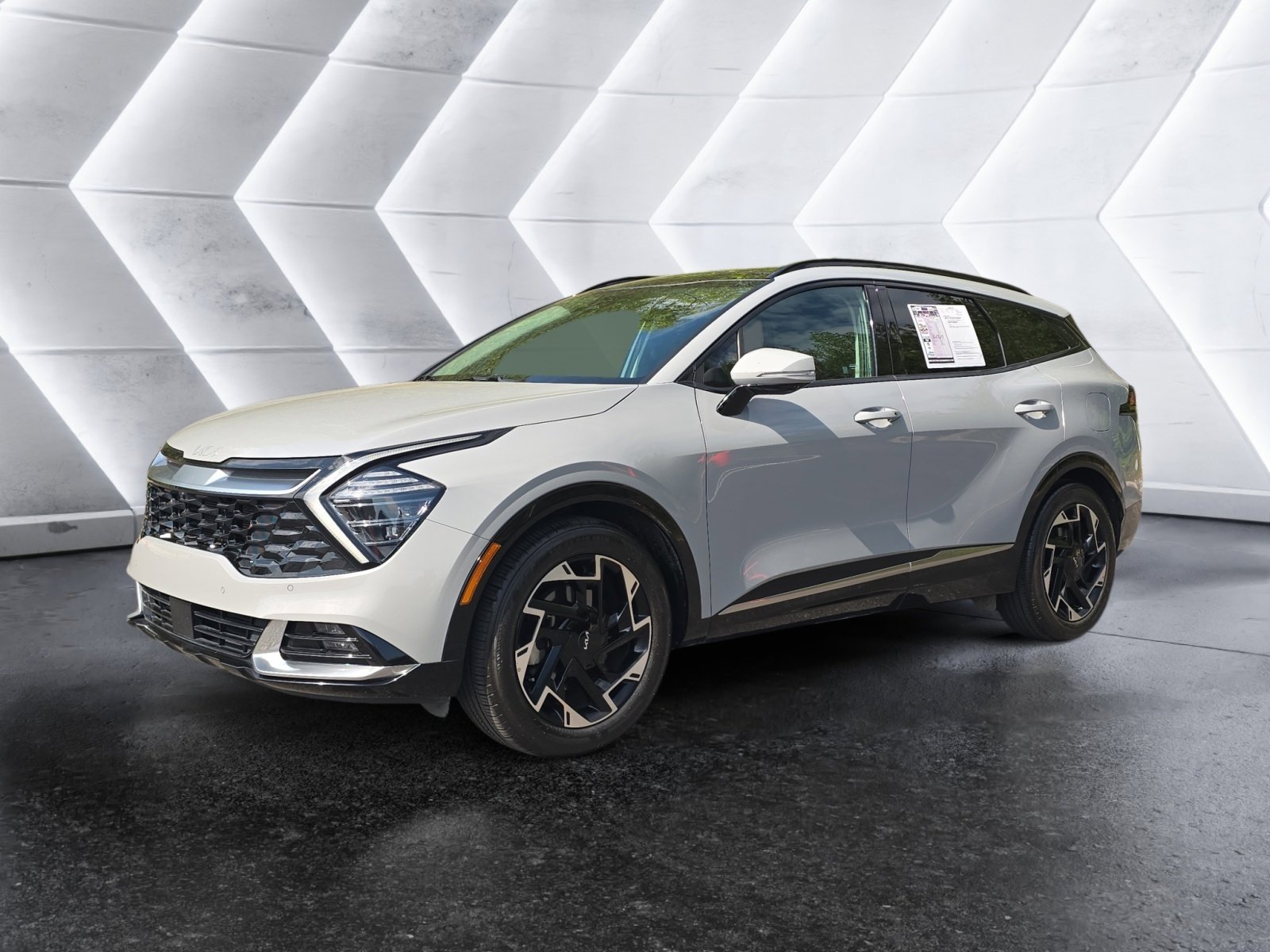 Used 2023 Kia Sportage SX FWD image 1