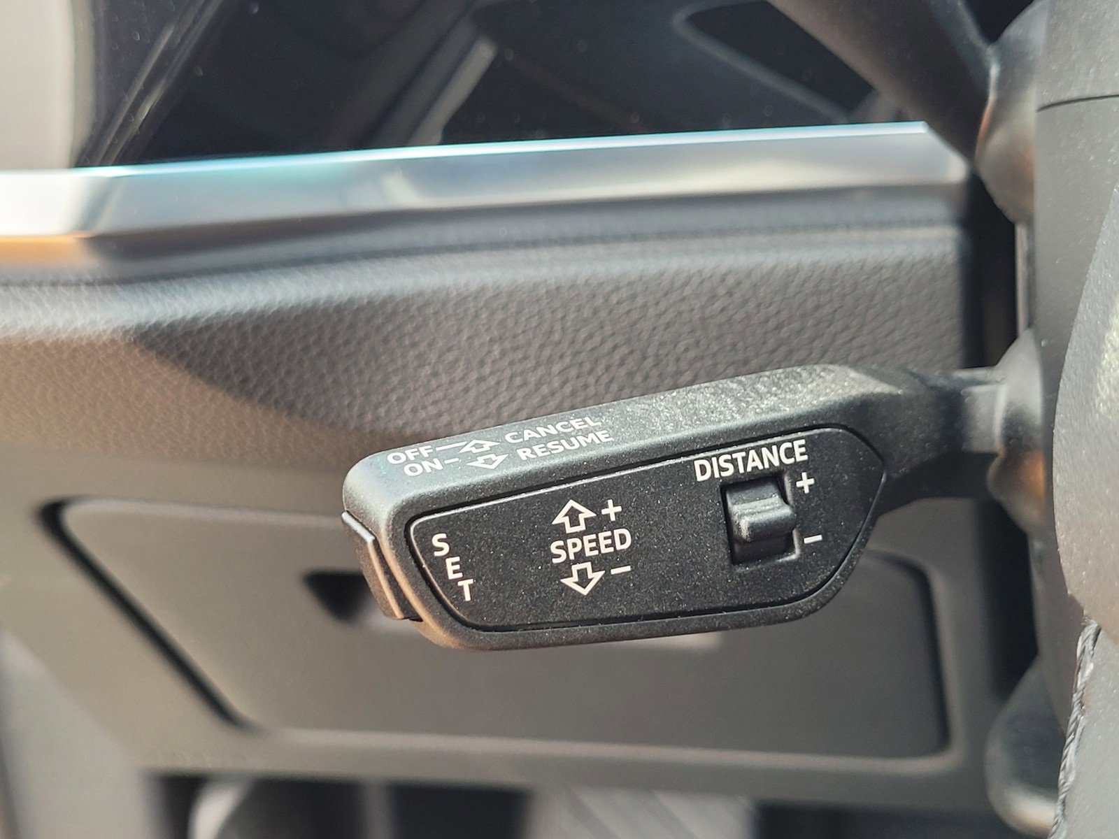 Used 2024 Audi Q3 2.0T Premium Plus w/ Premium Plus Package image 27