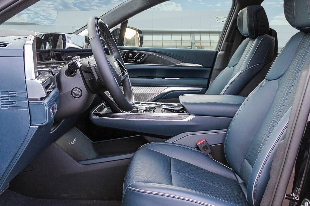 Used 2025 Cadillac Escalade IQ Sport 2 image 12