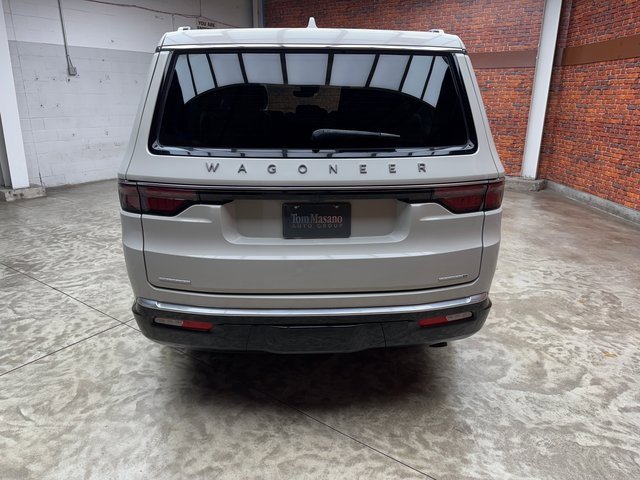 Used 2022 Jeep Wagoneer Series II image 4