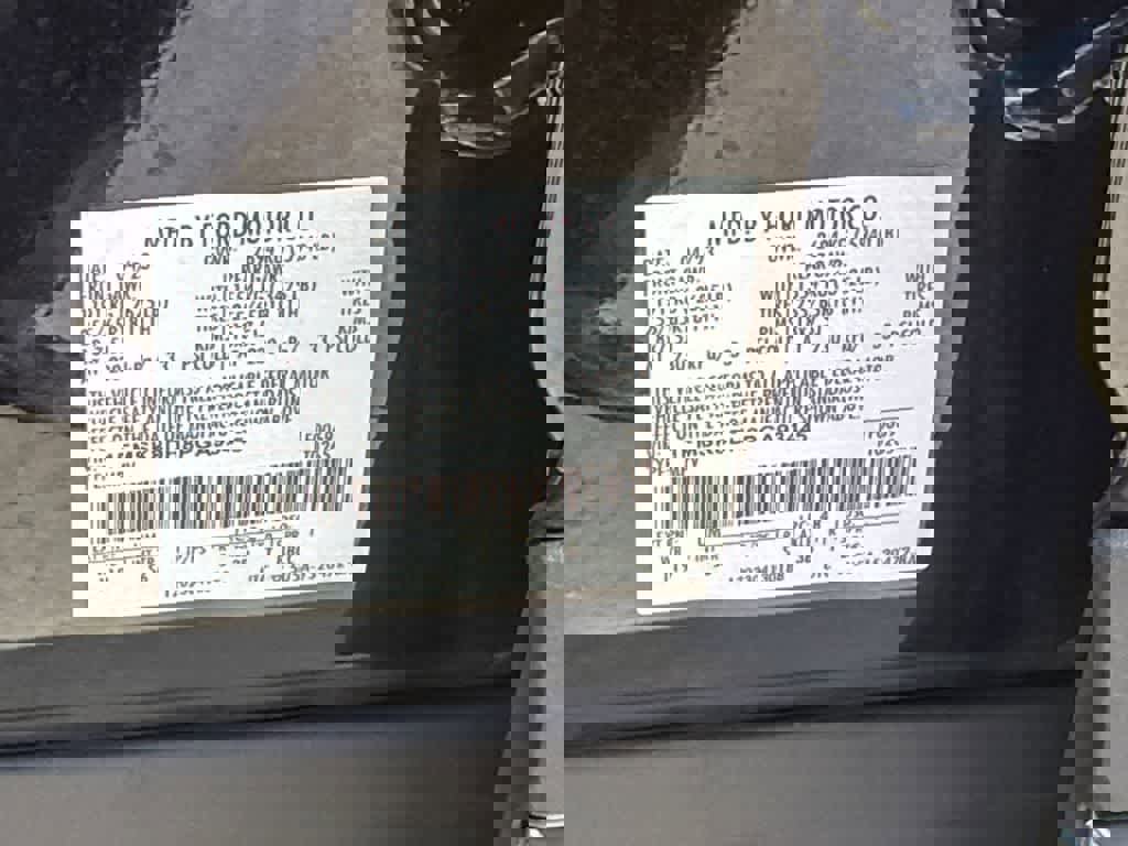 Used 2023 Ford Explorer XLT w/ Equipment Group 202A AWD/4WD image 31