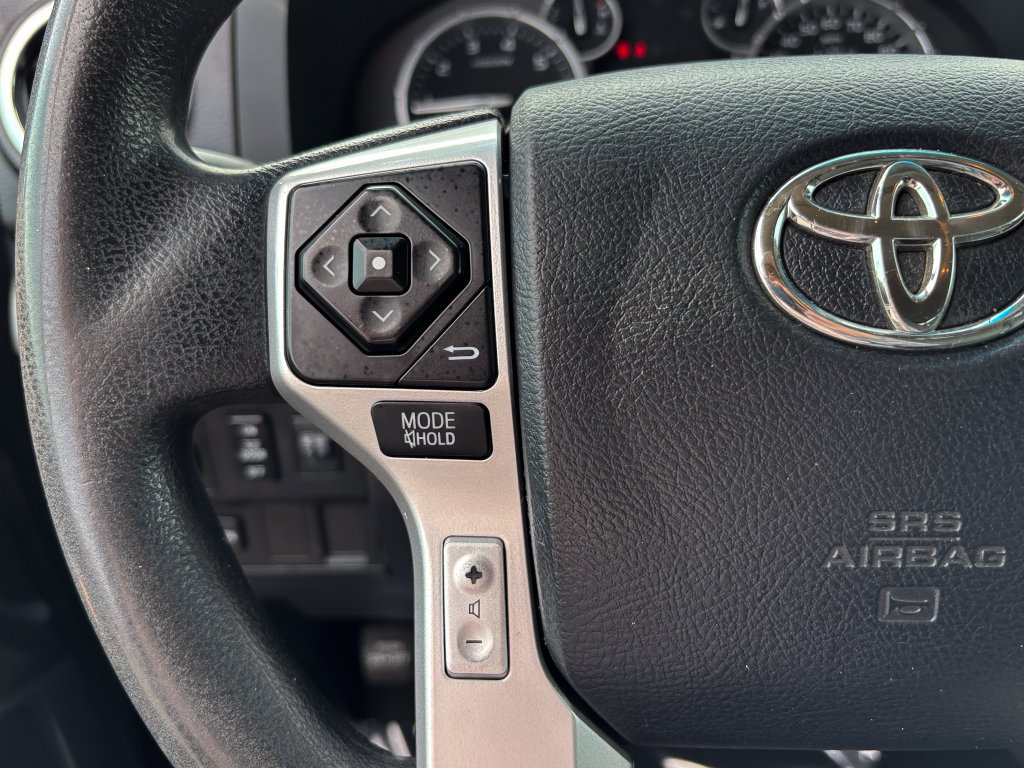 Used 2017 Toyota Tundra SR5 AWD/4WD image 25