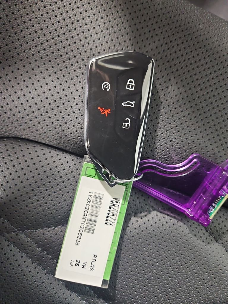 New 2026 Volkswagen Atlas Cross Sport SE image 28