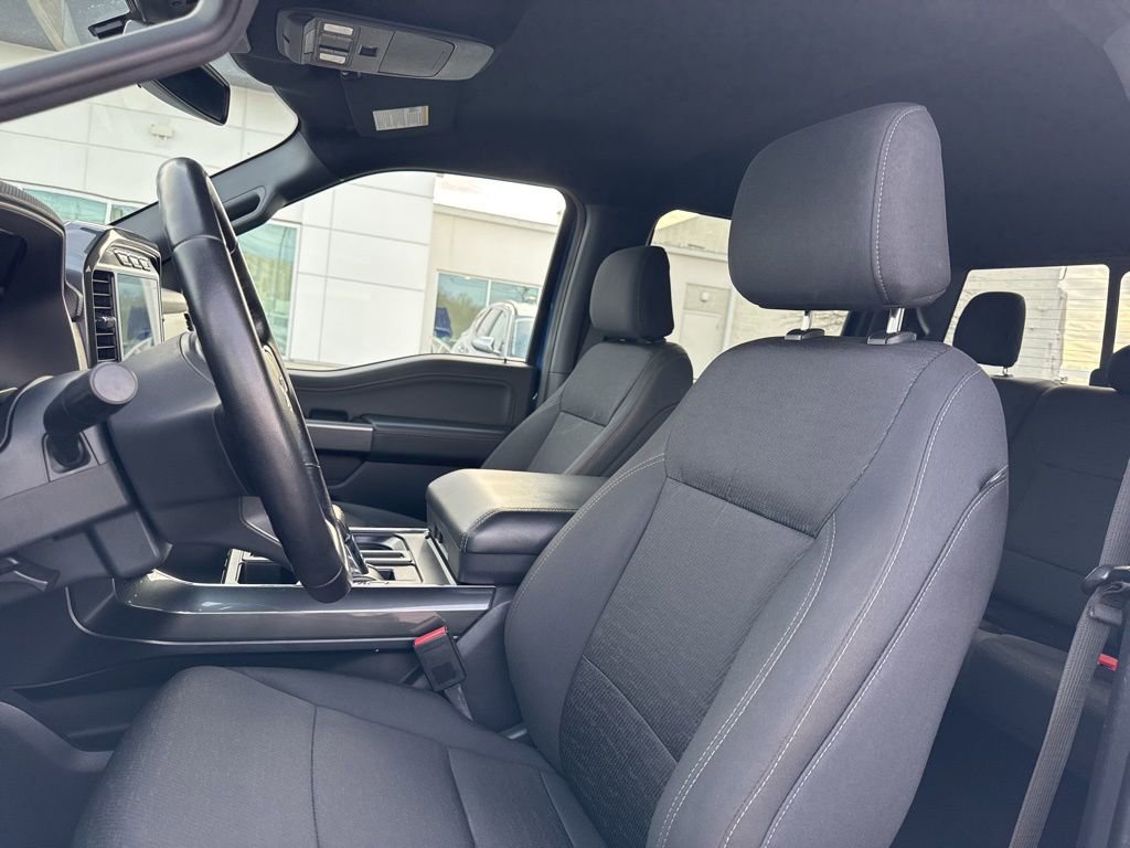 Used 2022 Ford F150 XLT w/ Equipment Group 302A High image 15