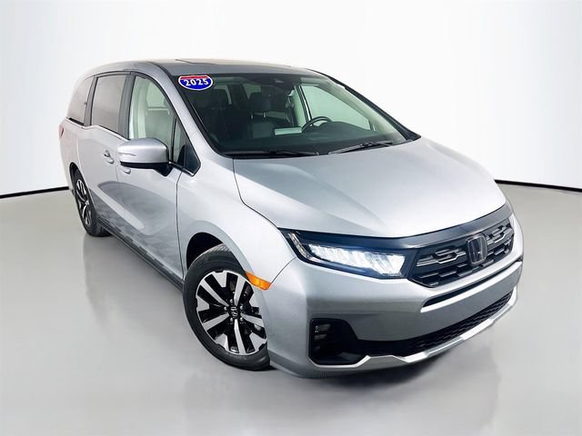 Used 2025 Honda Odyssey EX-L image 2
