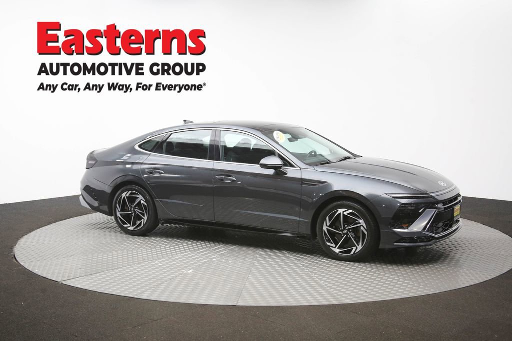 Used 2024 Hyundai Sonata SEL w/ Convenience Package FWD image 50