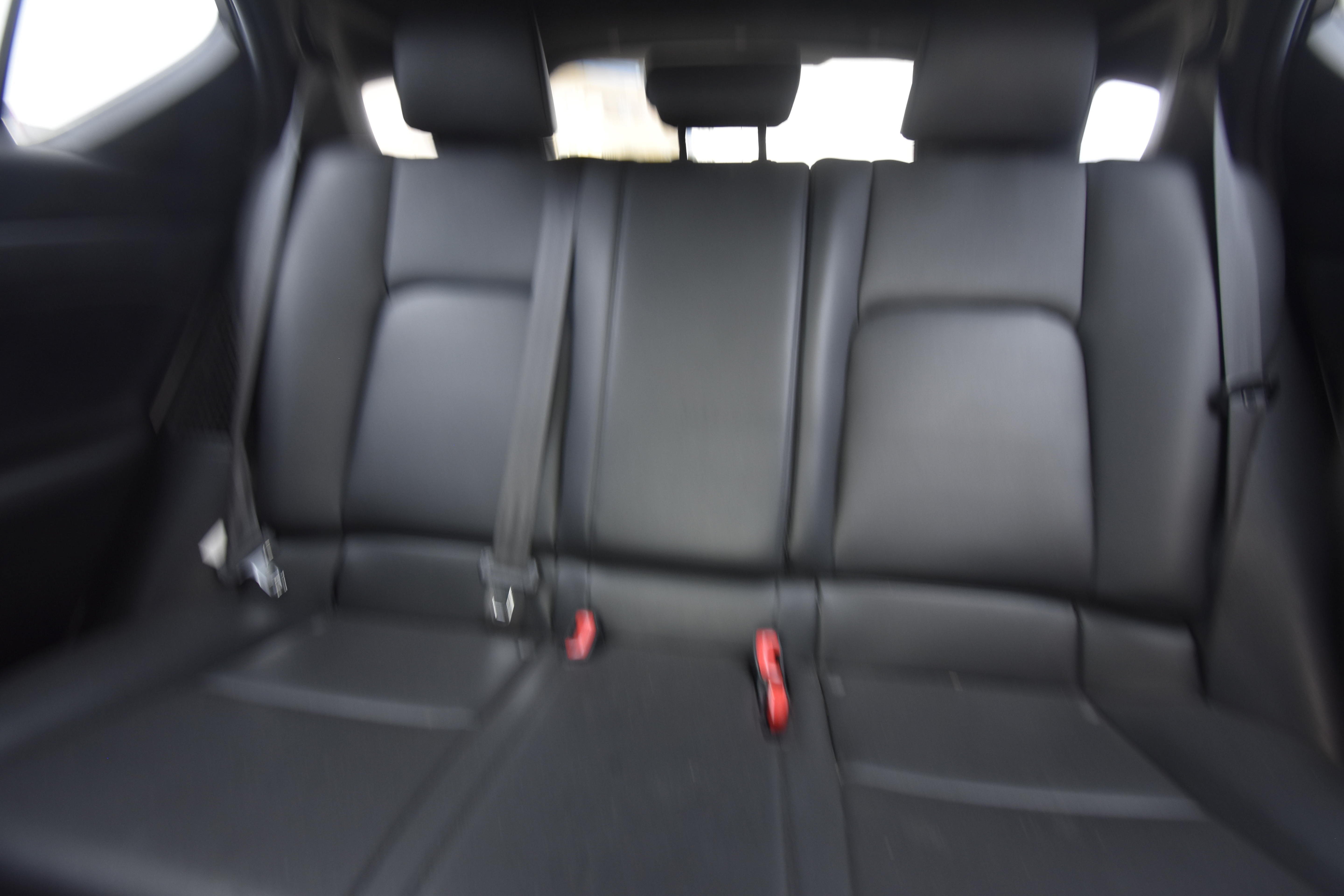 Used 2015 Lexus CT 200h w/ Navigation Package FWD image 8