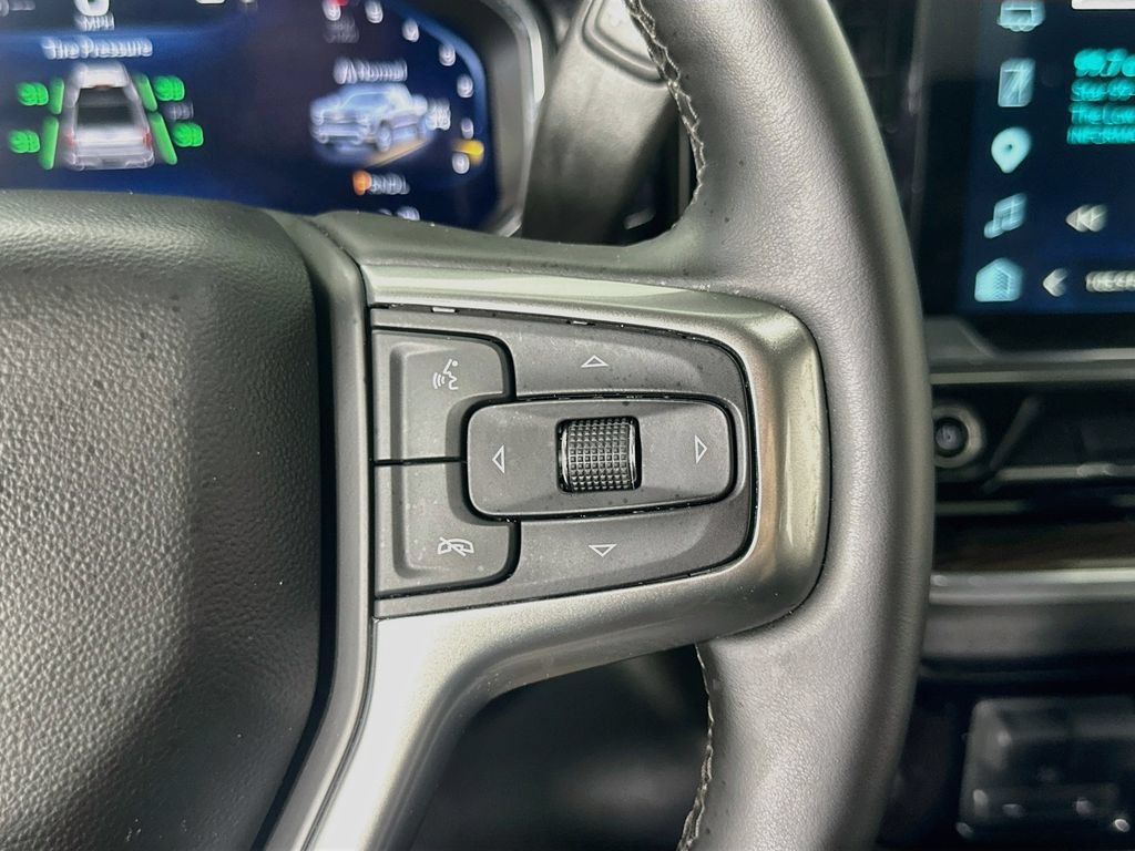 Used 2026 Chevrolet Silverado 1500 LT AWD/4WD image 25