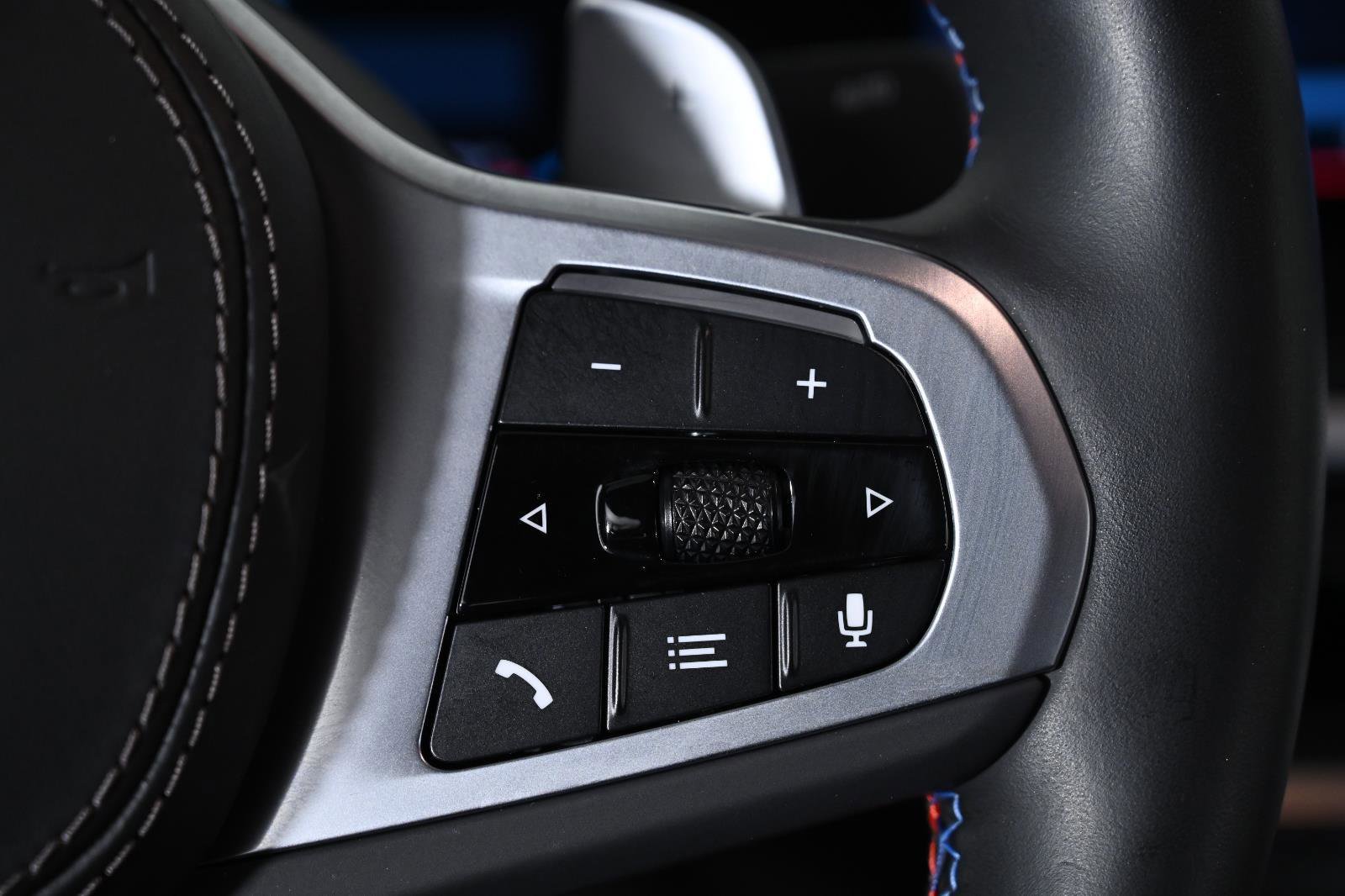 Used 2024 BMW X6 M60i image 17