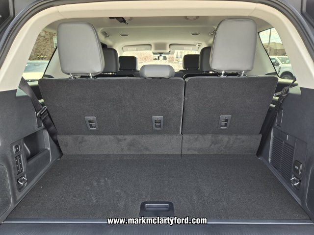 New 2026 Ford Expedition Active RWD image 12