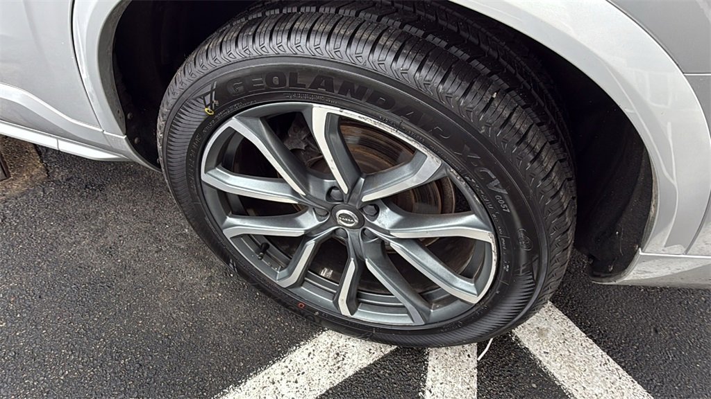 Used 2018 Volvo XC90 T5 Momentum w/ Convenience Package image 31