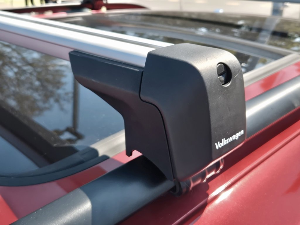 Used 2024 Volkswagen Tiguan SE R-Line image 12