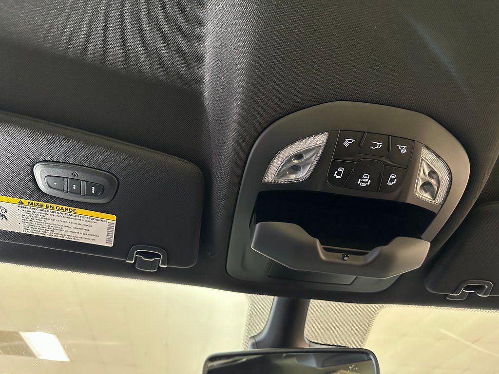 New 2026 Chrysler Pacifica Select w/ S Appearance Package image 36