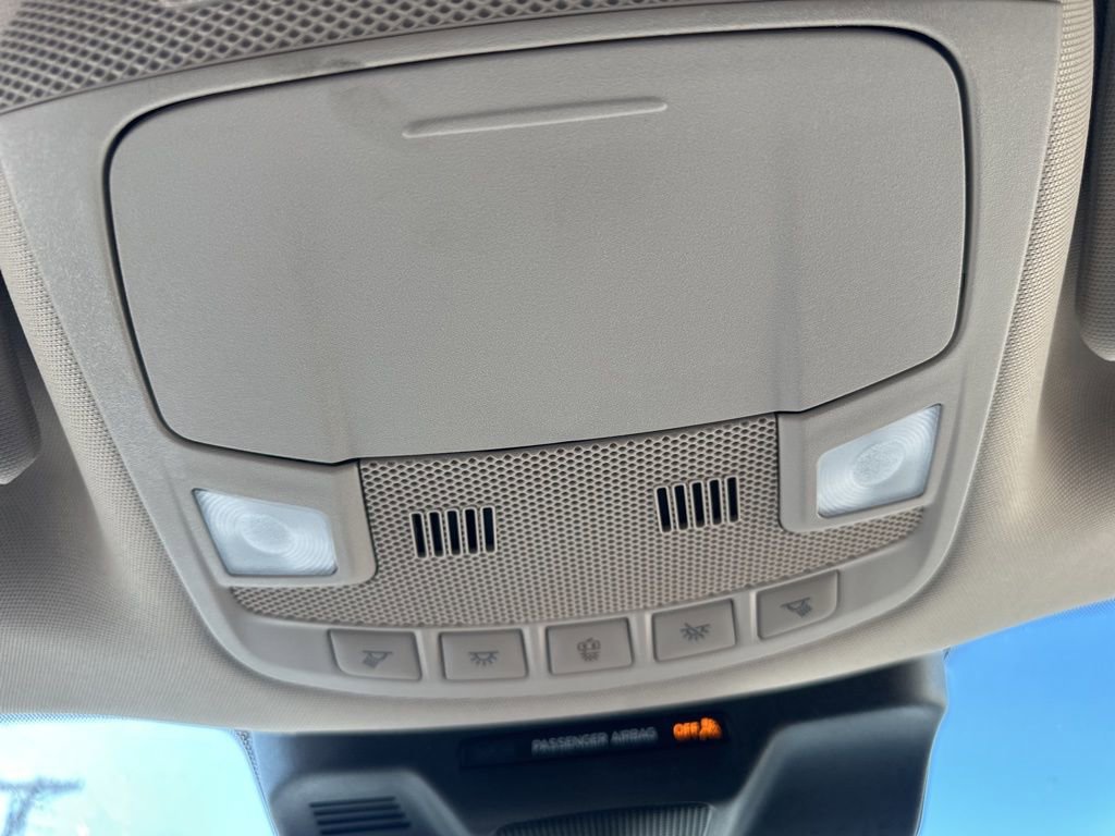 Used 2024 Ford Expedition XLT image 24